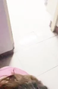杰哥人妻当着老公面偷情